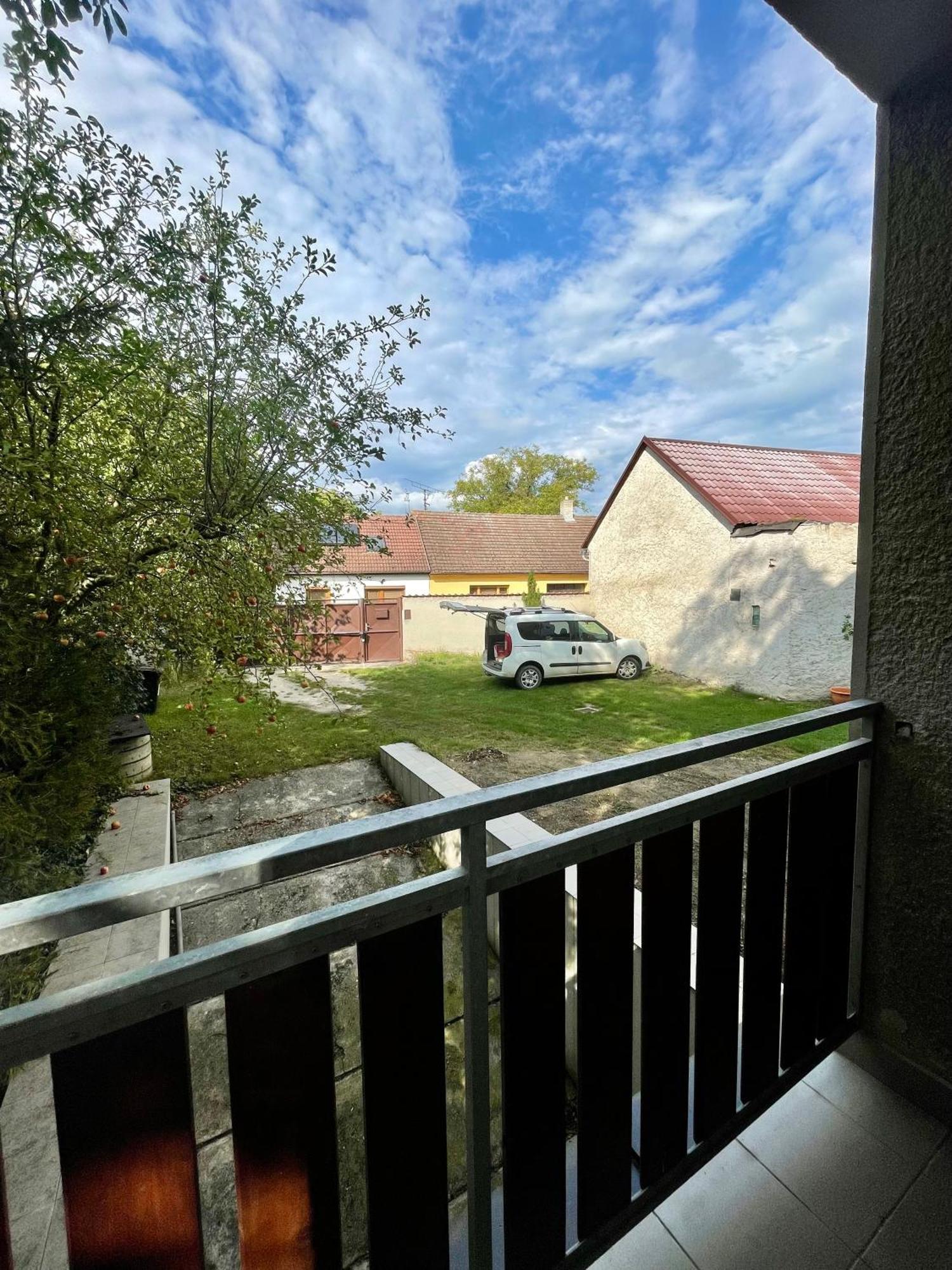 Apartment S Terasou Lysa Lysa nad Labem Bagian luar foto